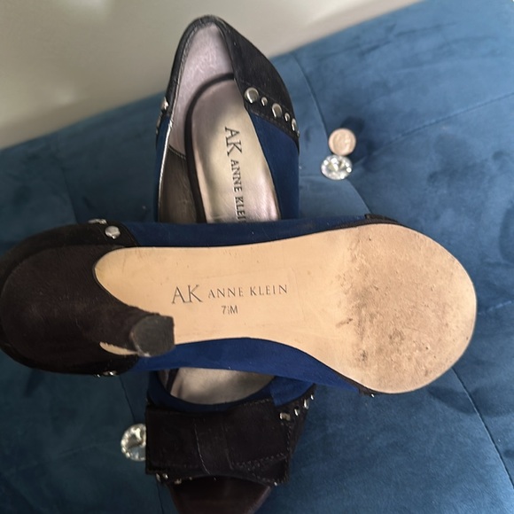 Anne Klein Navy/Black open toe pumps with silver studs (worn 5 times) - Picture 4 of 5